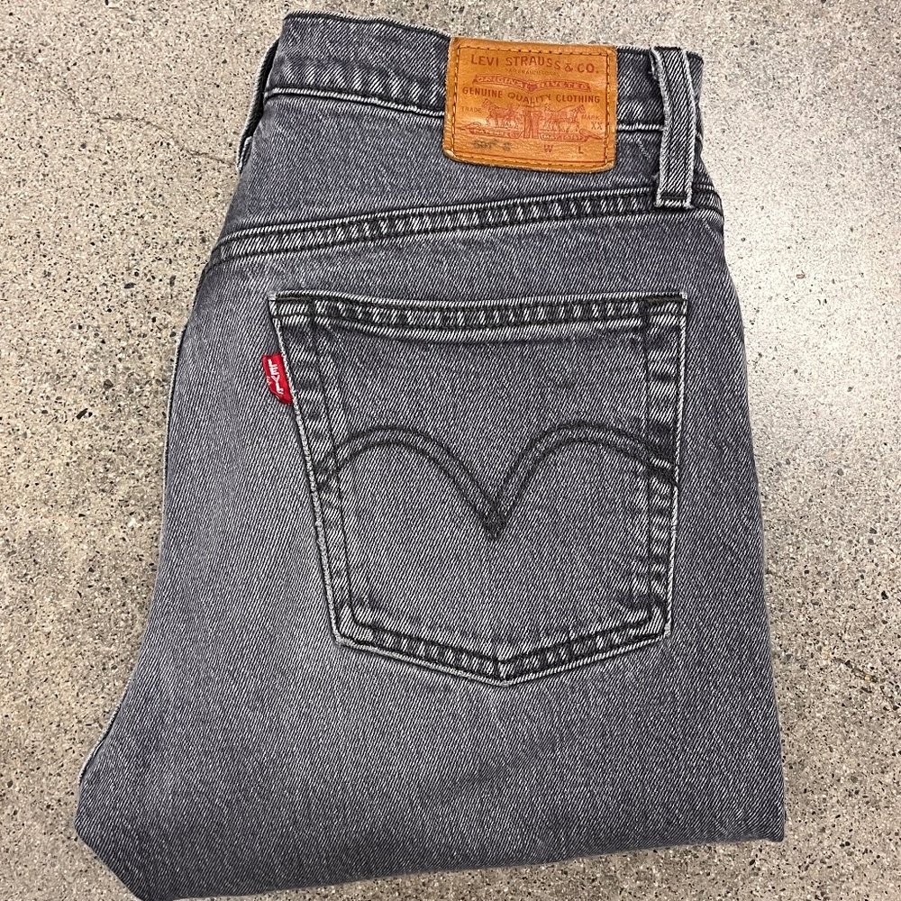 Vintage Distressed 501 SKinny LEVI Jeans Sz 26